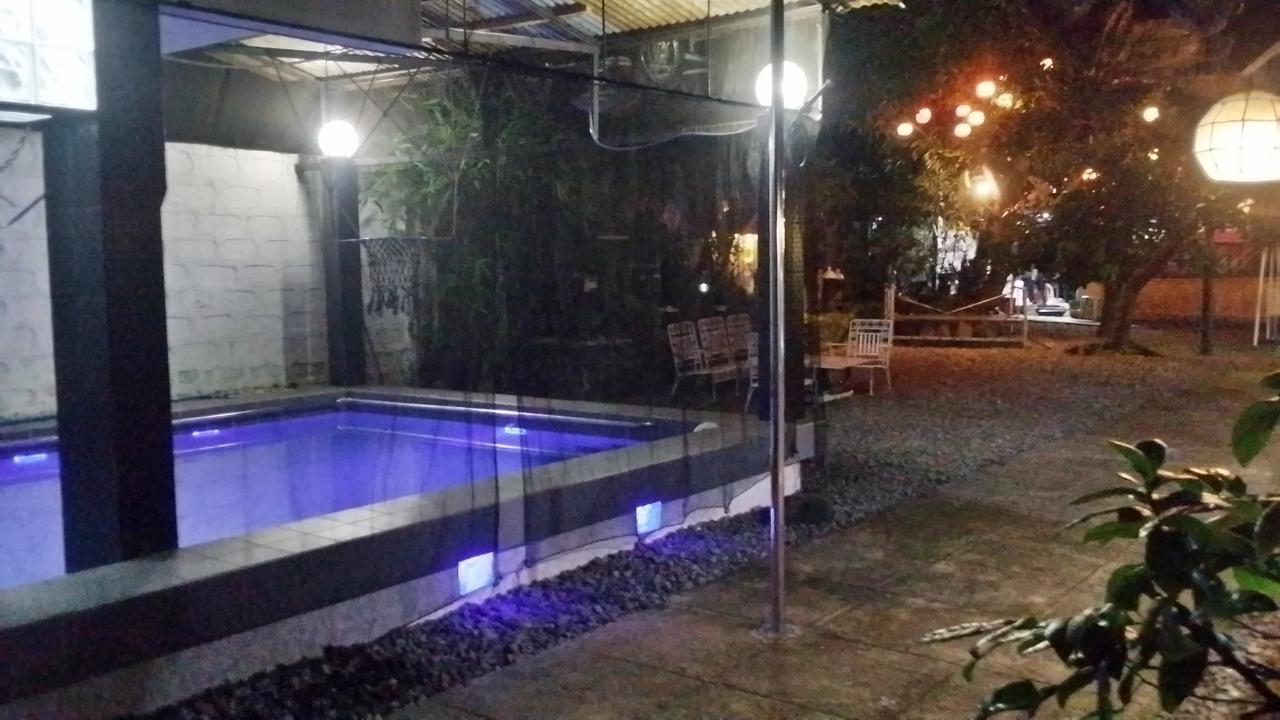 Hotel V-House San Pablo Esterno foto